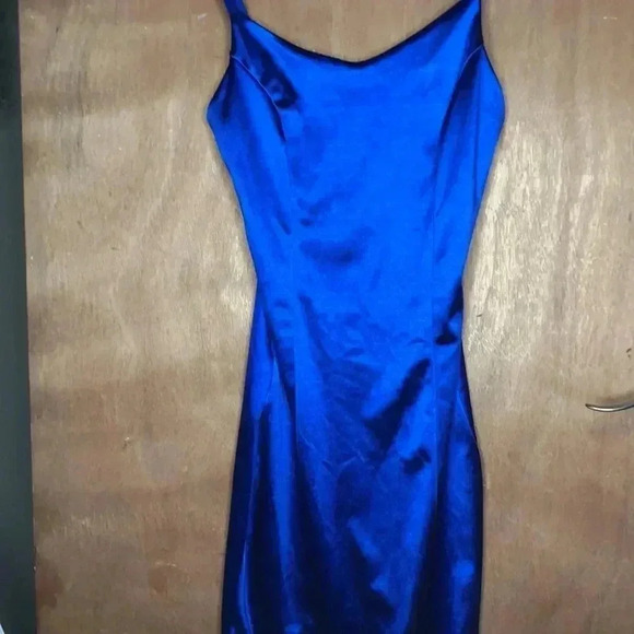 ris Satin Cowl Neck Bodycon Cobalt Blue Ruched Mini Cami Cocktail Dress Size S - Picture 2 of 5